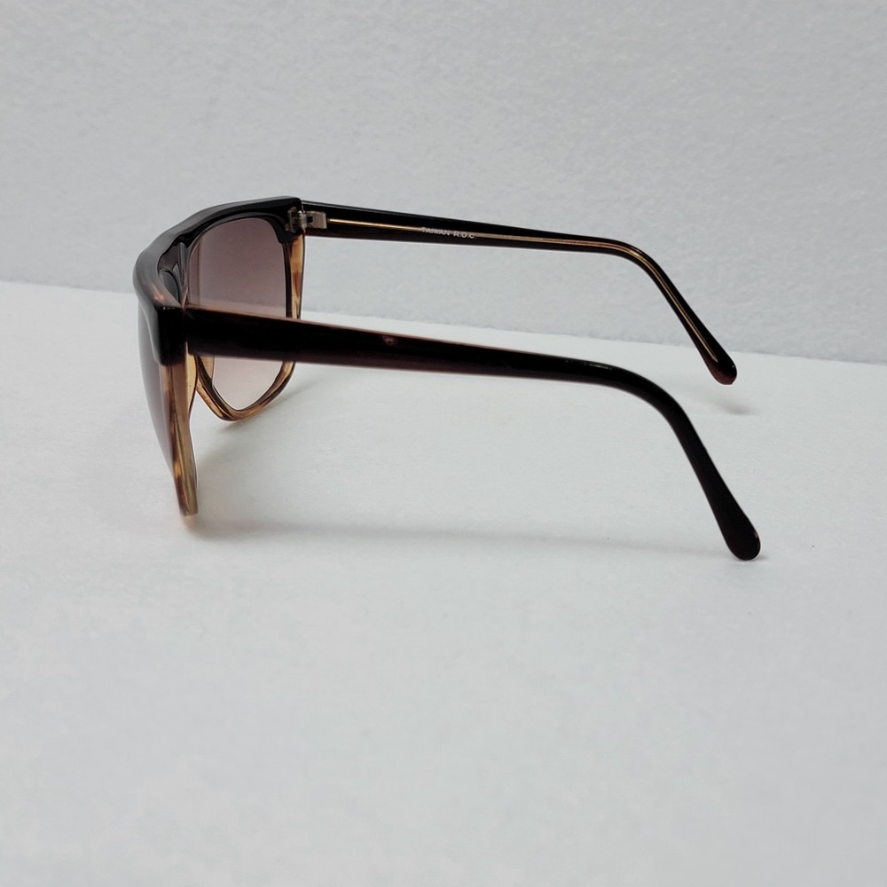 Vintage 1980s Oversized Sunglasses Black Flat Top Brow Tortoise Shell Taiwan ROC - Picture 3 of 11
